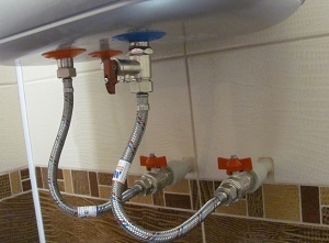 Подключение накопительного водонагревателя в Симферополе